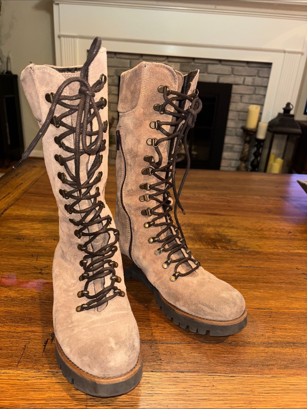 Celtic & Co. Women's Suede Lace-Up Brown Knee Boot